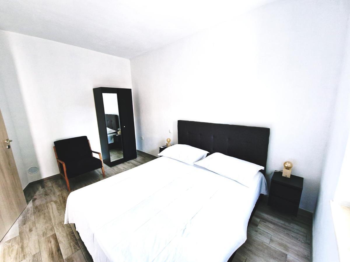 Kuca Za Odmor Dobrila Hotel Jelsa  Luaran gambar